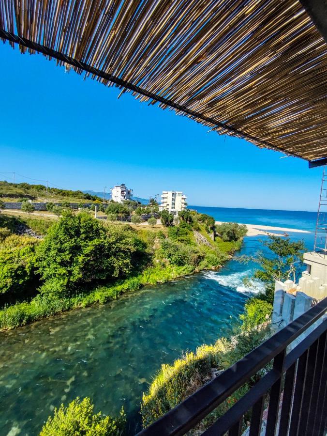 El Rio Apartments Sarandë Exteriör bild