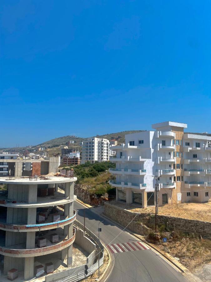 El Rio Apartments Sarandë Exteriör bild